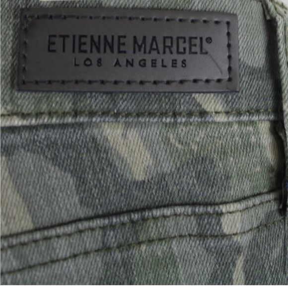 Etienne Marcel Camo Skinny Jeans Red Zipper Pockets Raw Cut Hemline Size 30 - Picture 6 of 7